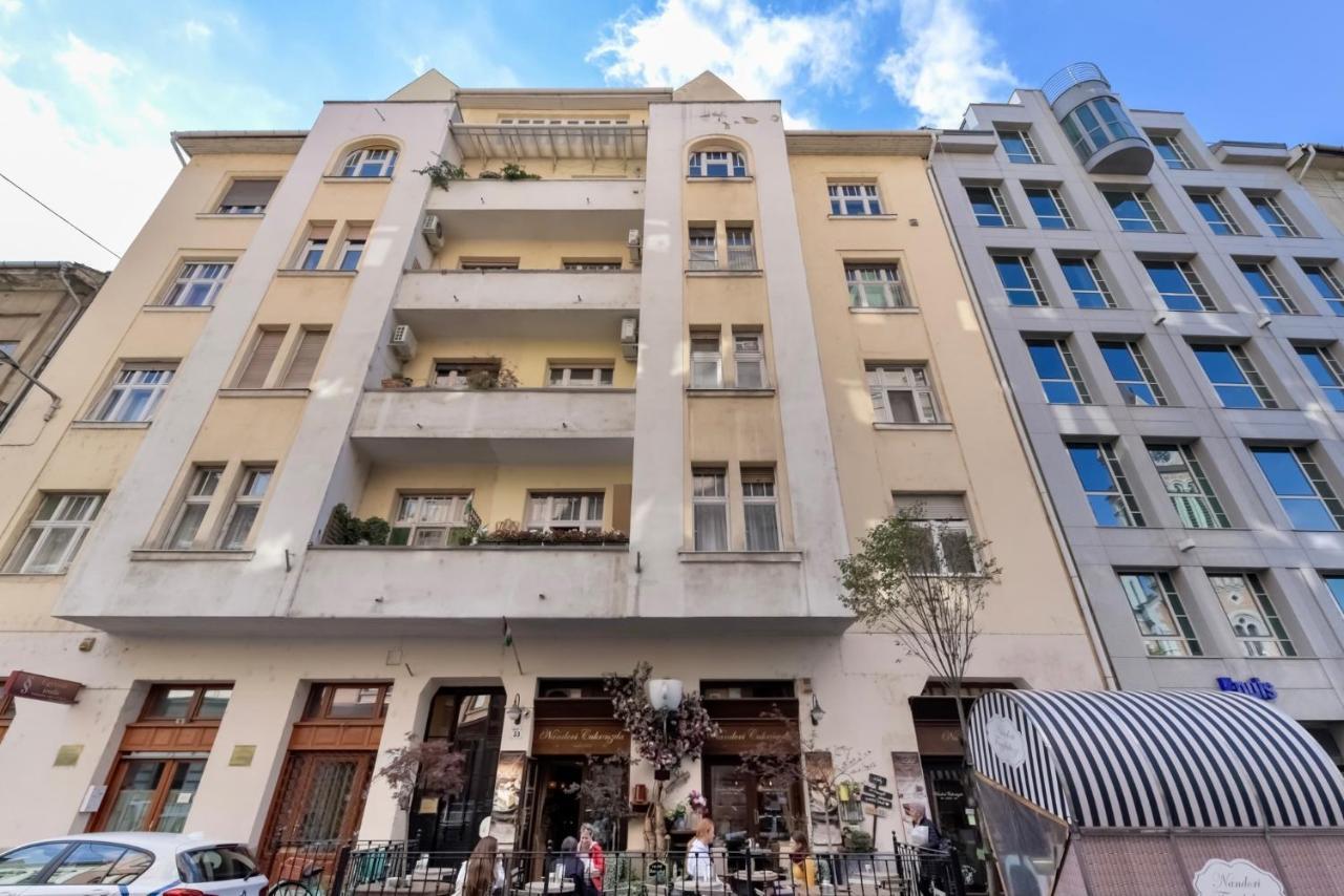 Corvina Apartment Budapest With Free Private Parking Exterior photo