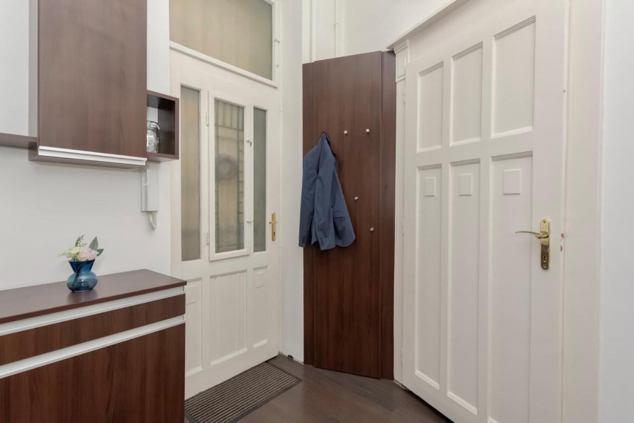 Corvina Apartment Budapest With Free Private Parking Exterior photo